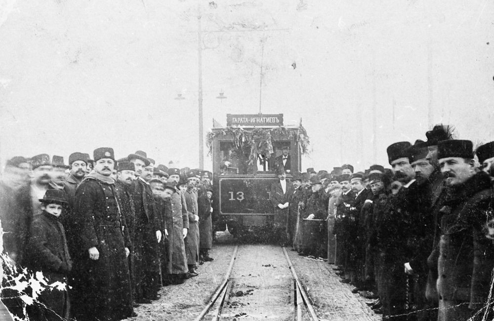 Nisja e linjës së parë të tramvajit Graf Ignatiev – Stacioni Qendror, 1901
