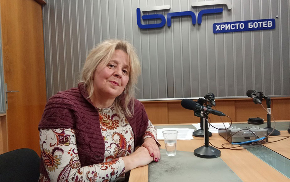 Анет Маринова