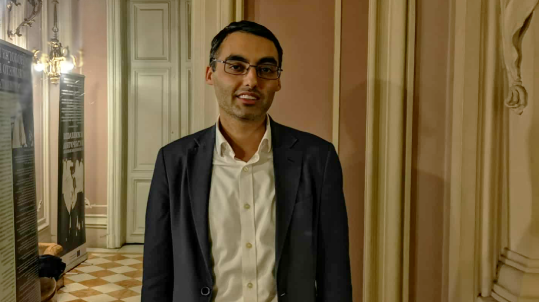 Иван Думиника