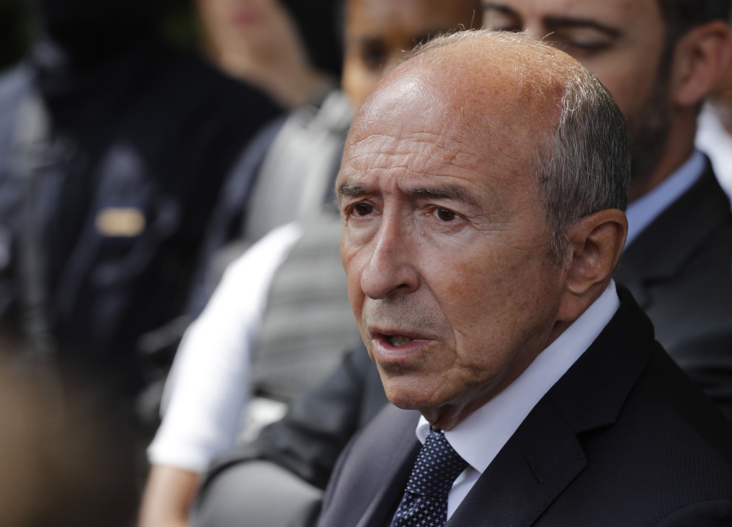 Френският президент Еманюел Макрон прие оставката на вътрешния министър Жерар