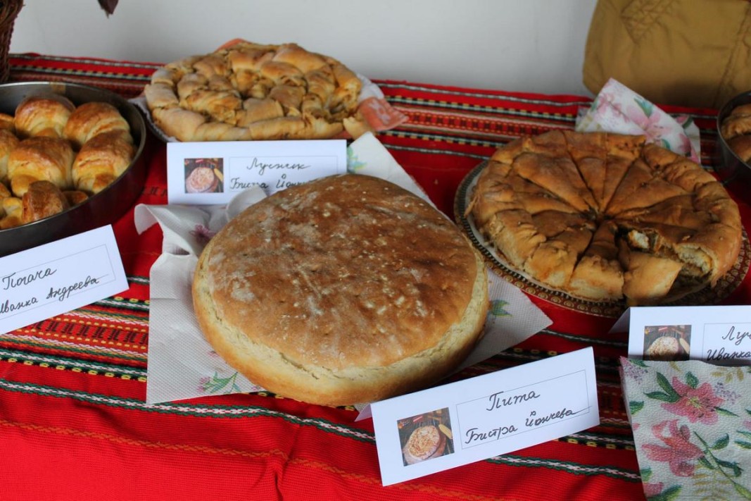 Празникът на хляба в село Голям извор    Снимка: Община Тетевен