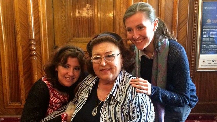 Con su hija Silvana y su nieta María-Anna  Мария-Анна. Foto: Daniel Dimitrov