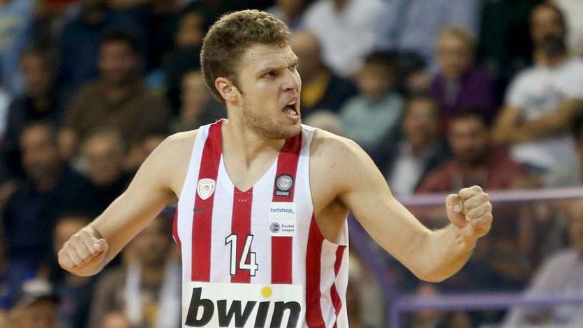 Олимпиакос постигна втора поредна победа в мъжкото баскетболно първенство на