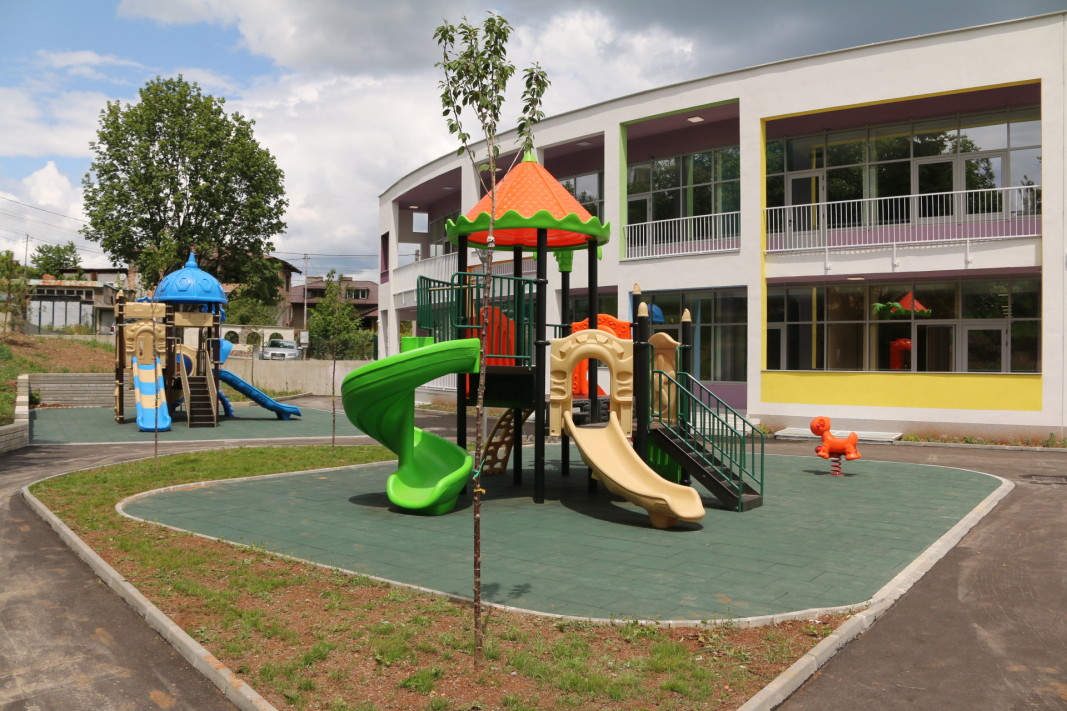 Новата детска градина в Нови Искър