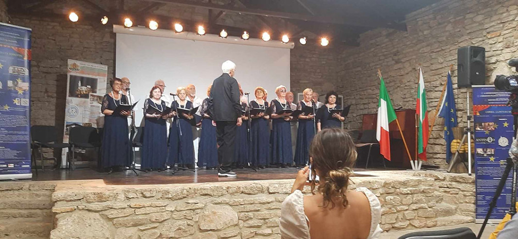 Италиански канцонети в изпълнение на хор „Морски полъх“ при читалище „Филип Кутев“ - Варна