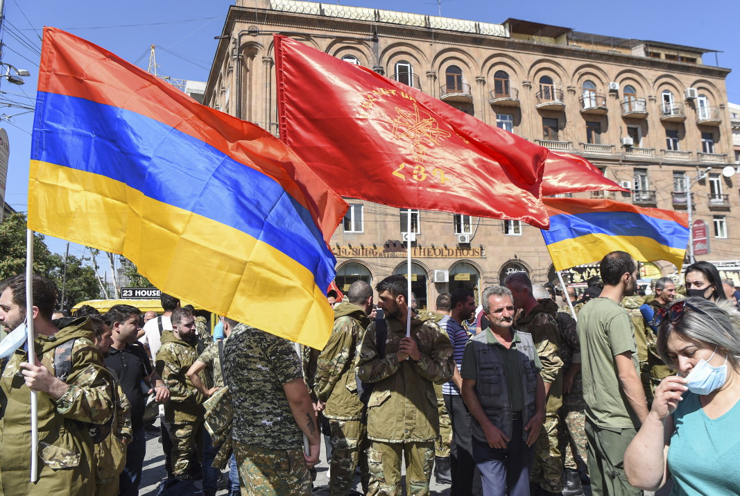 Доброволци от Арменската революционна федерация се събират в Ереван, за да заминат за Нагорни Карабах, 27 септември 2020 г.