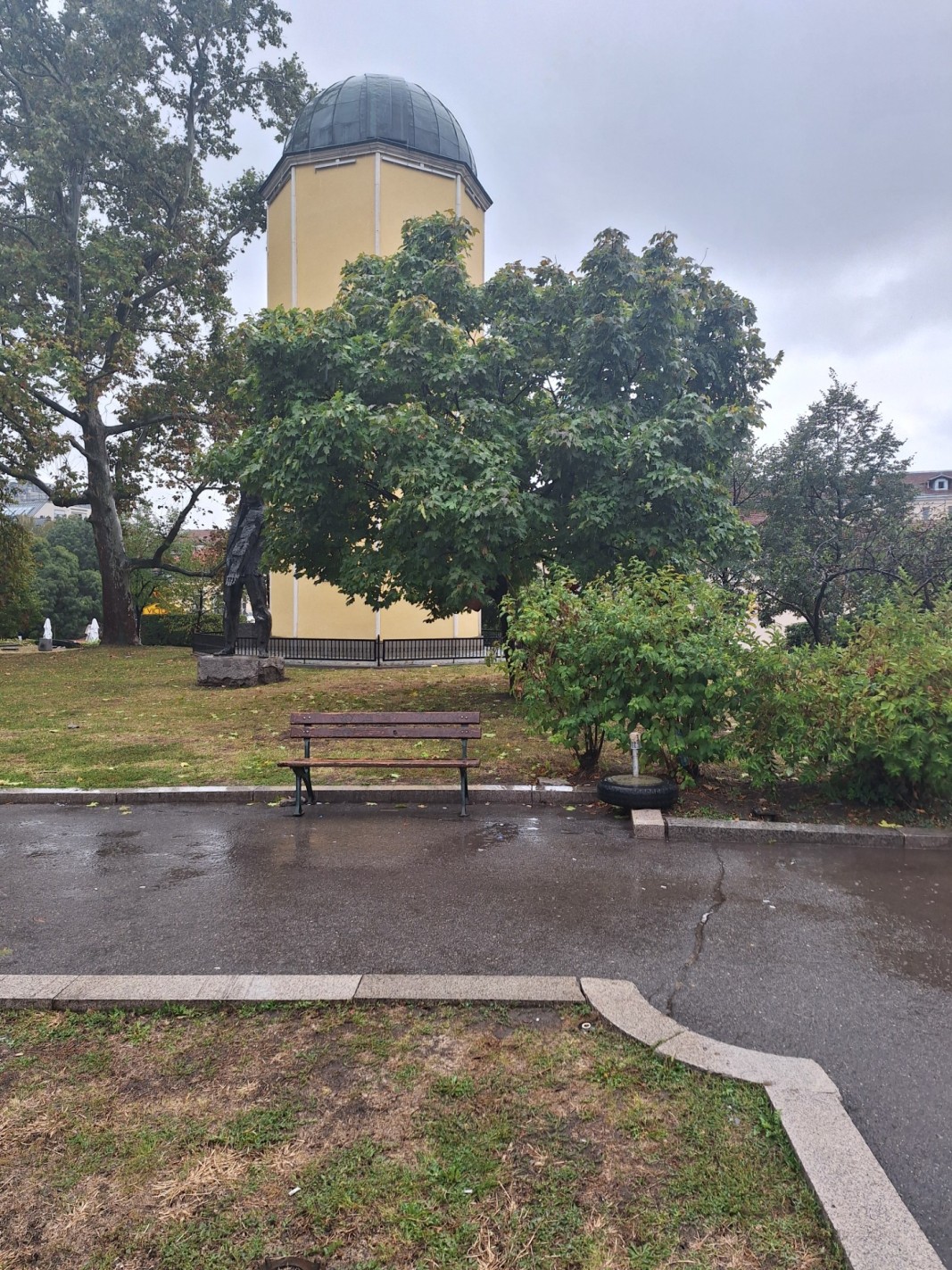 Астрономическата кула на София