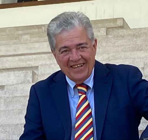 проф. Едуардо Троконис