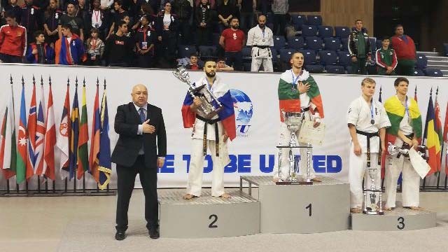 България има нов европейски шампион по карате киокушин. След оспорвана