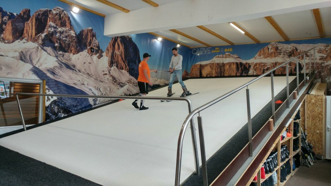От няколко месеца в София работи спортен център за ски