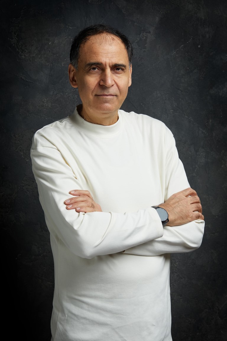 Юри Кацаров