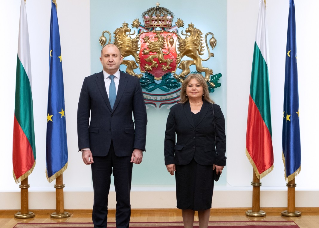 Новият посланик на Куба в България Мариета Гарсиа Хордан връчи на президента Румен Радев акредитивните си писма