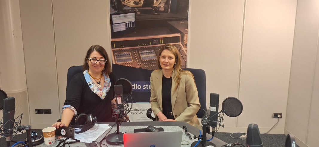 MEP Tsvetelina Penkova and BNR journalist Irina Nedeva in at the EP radio studio in Strasbourg