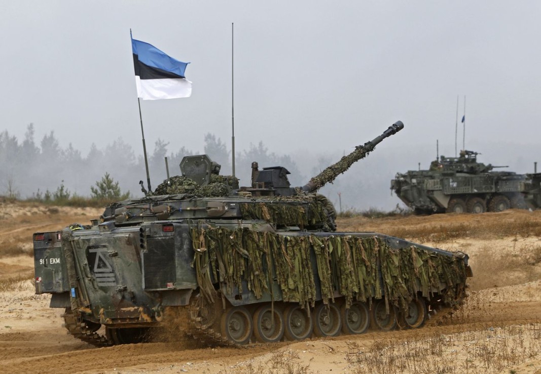 Естонска бойна машина на пехотата CV-90 на учение в Латвия, 5 октомври 2019 г. Снимка: ЕПА/БГНЕС