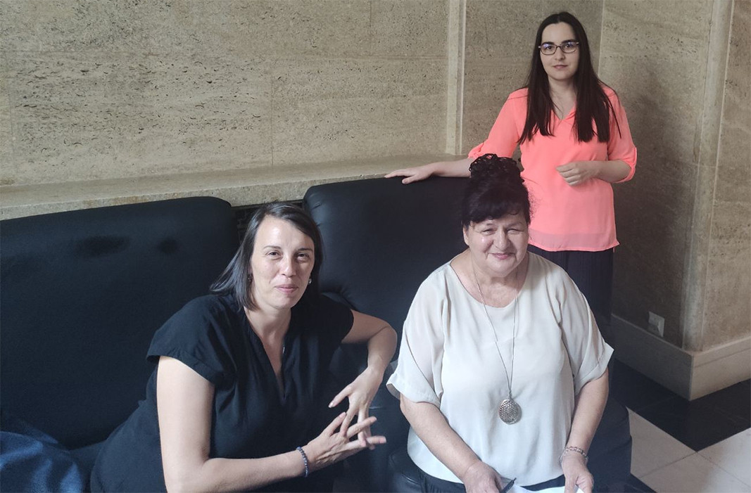 Ekipi i Shoqatës „Alternativa Kulturore Caribrod“ (nga e majta në të djathtë): Ivana Davidkov, Snezhana Simeonov, Iva Simeonov