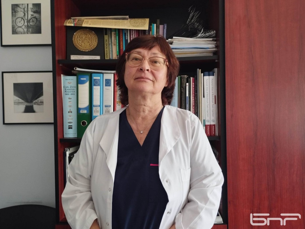 Д-р Нина Гацова - началник Клиника по физикална и рехабилитационна медицина към УМБАЛ