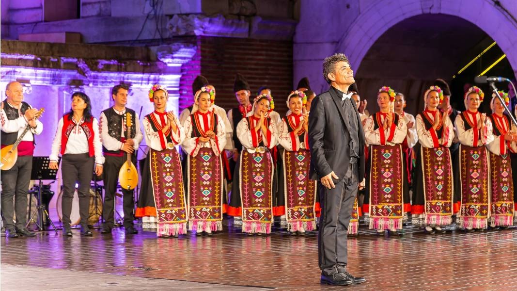 Koncert-shfaqje e Teatrit Akademik Shtetëror të Operas dhe Baletit 