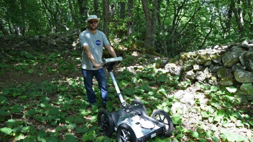 Daniel Pantov during excavations in 2018  / Photo: Primorsko History Museum