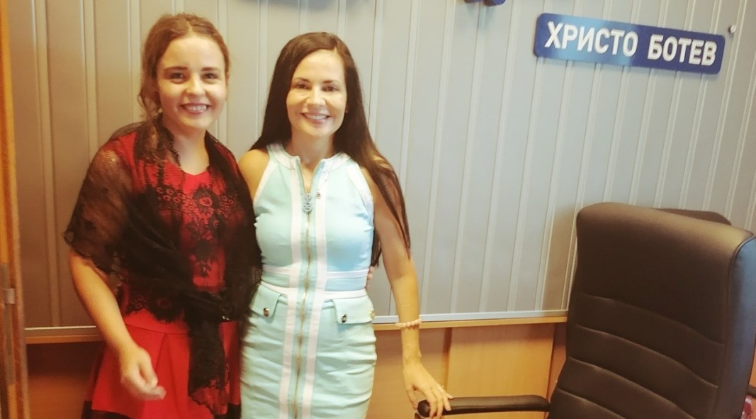  Мариана Тодорова (вдясно) и Ангелина Грозева 