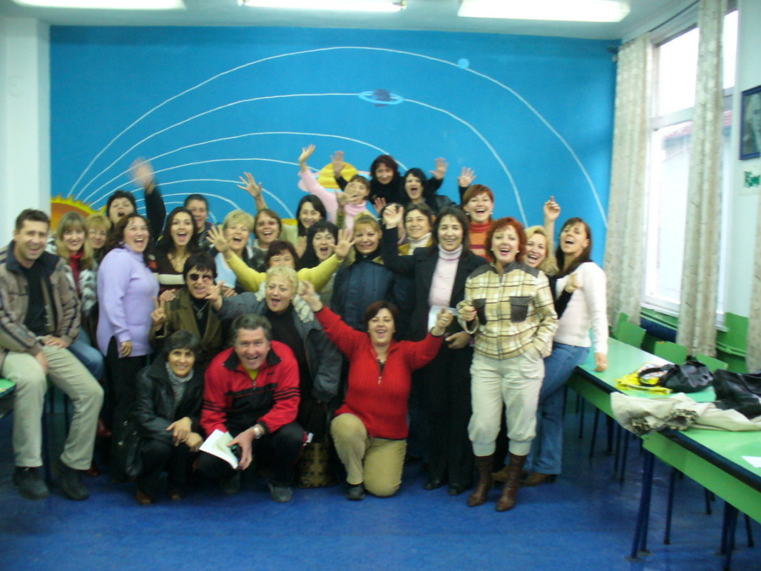  Екип от преподаватели Снима: персонален списък 