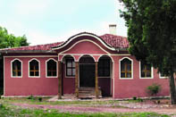 Девическото училище в Сопот