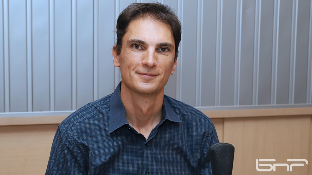  Александър Дунчев 