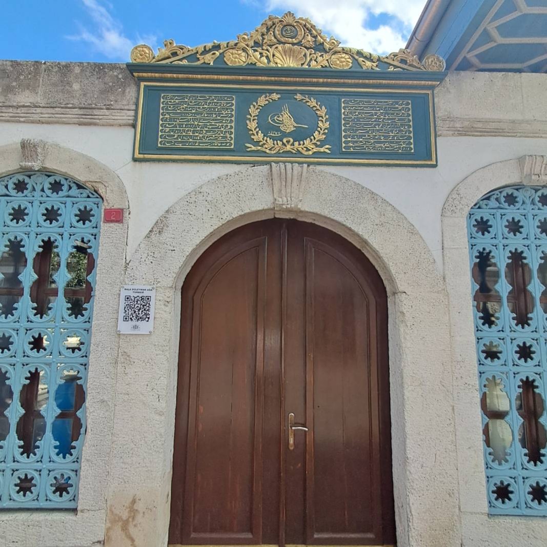 İstanbul, Silivrikapı’daki Bâlâ Külliyesi’nin kapısı