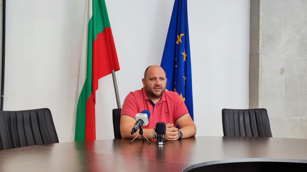 Емилиян Ефтимов