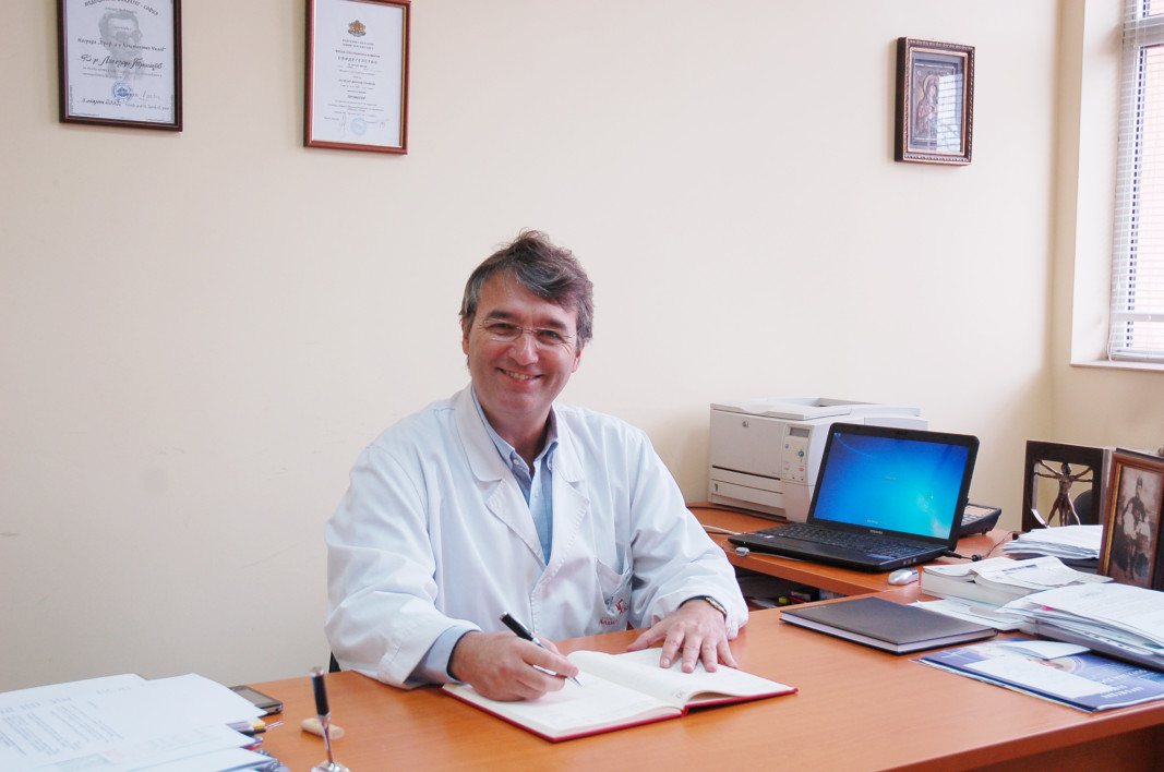 Акад. Лъчезар Трайков