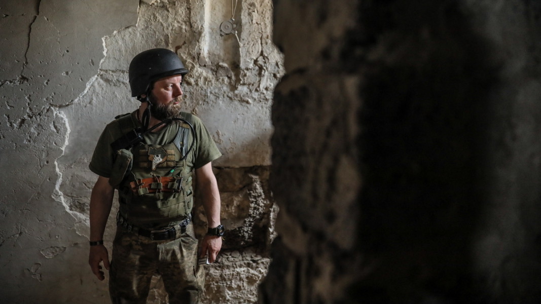 Украински военен в Донецк, юли 2023 г.  Снимка: ЕПА/БГНЕС