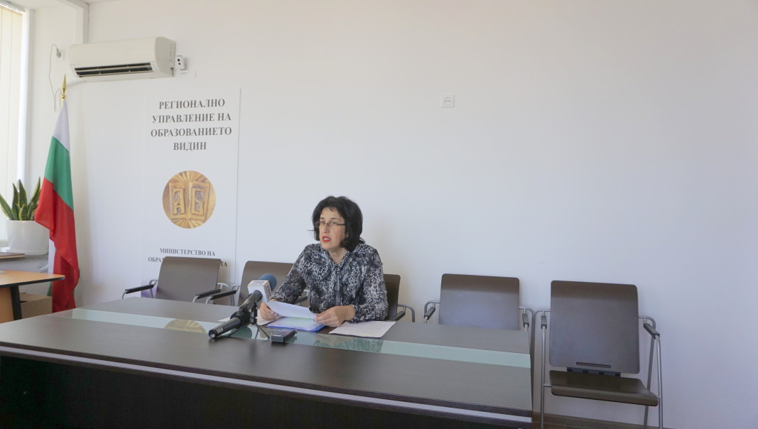 Веселка Асенова, началник на Регионално управление на образованието - Видин