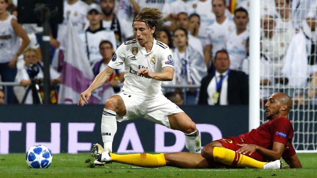 Защитаващият титлата си Реал Мадрид започна похода си към четвърта
