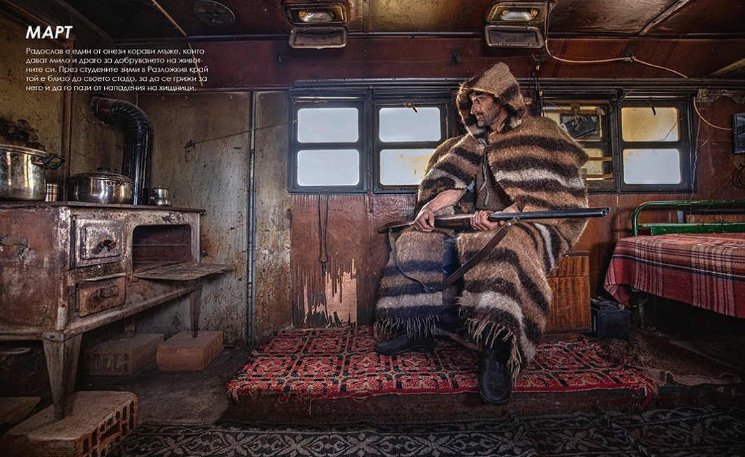  Иво Данчев включи Ради в авторския си календар за 2022 година, отдаден на традициите в отглеждането на животни у нас 