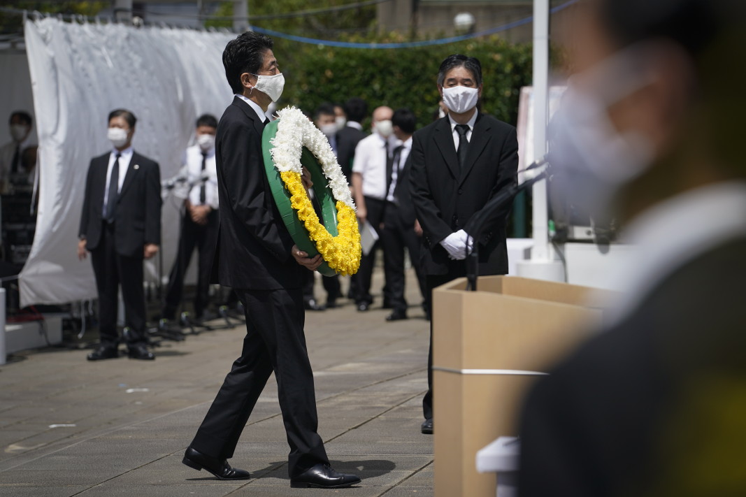 Шиндзо Абе призова света да се откаже от ядреното оръжие.