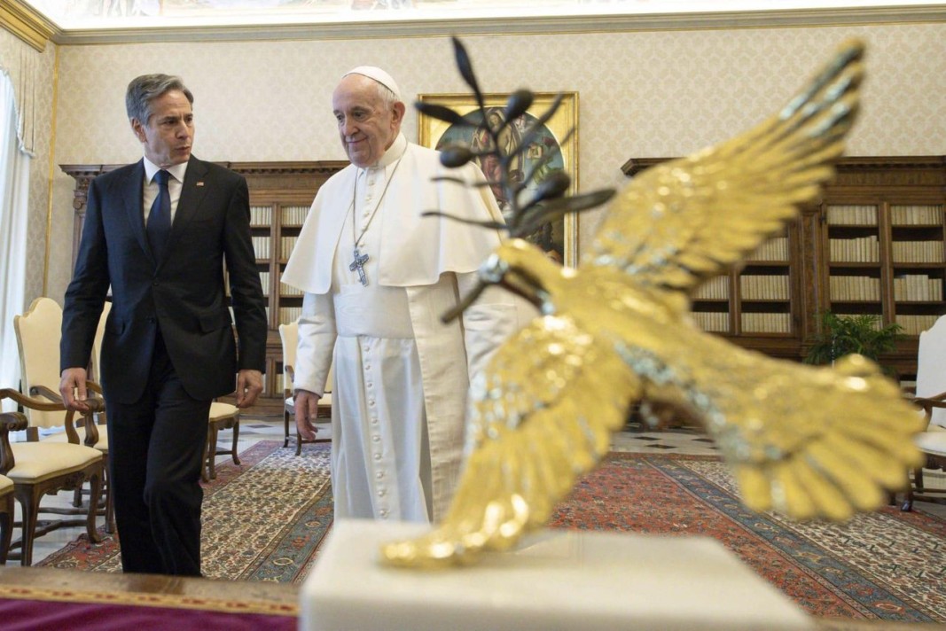 Папа Франциск и Антъни Блинкън във Ватикана. Снимка: ЕПА/БГНЕС