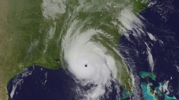 Силният ураган Майкъл причини смъртен случай в американския щат Флорида,