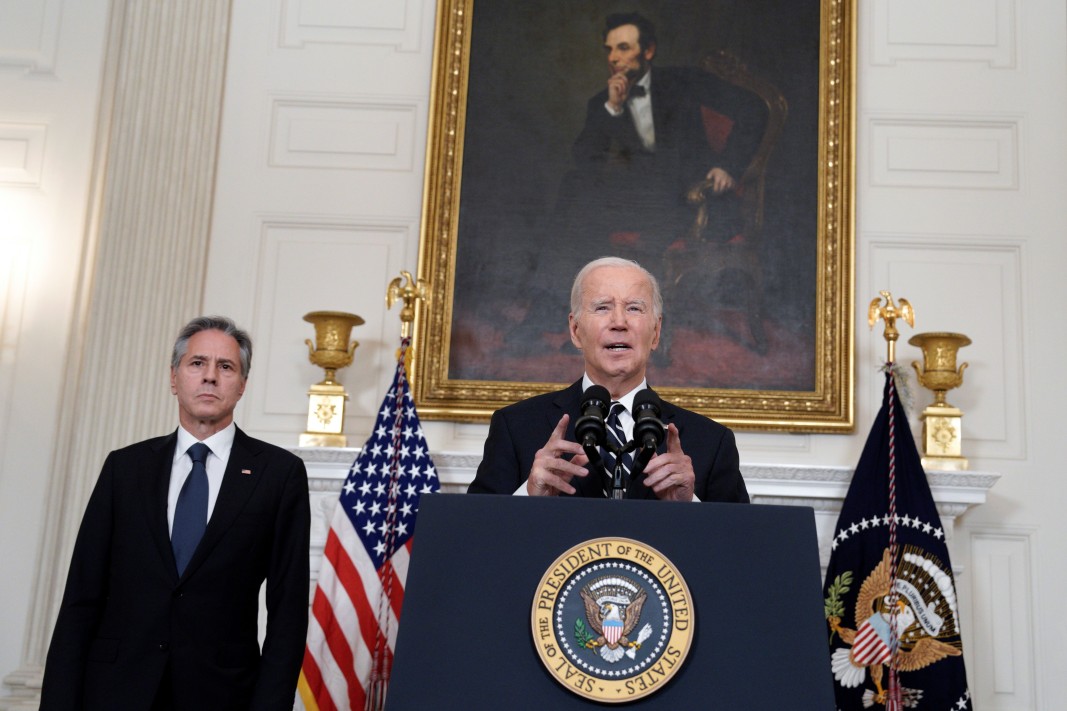 Президентът на САЩ Джо Байдън (вдясно) и държавният секретар Антъни Блинкън в Белия дом - Вашингтон, 11 октомври 2023