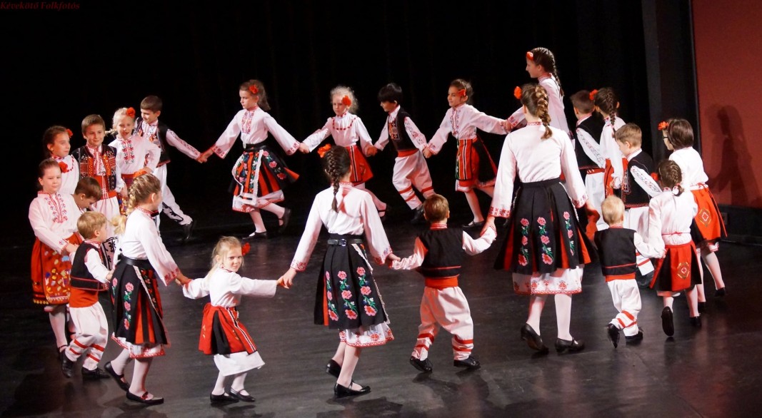Културни прояви на българите в Унгалия