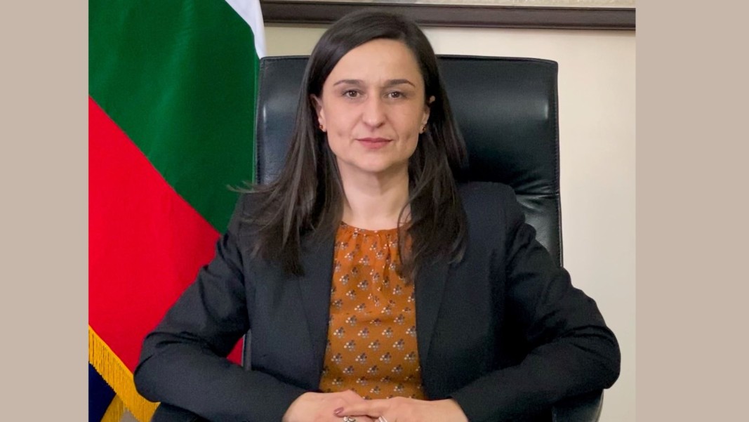 Николина Кунева