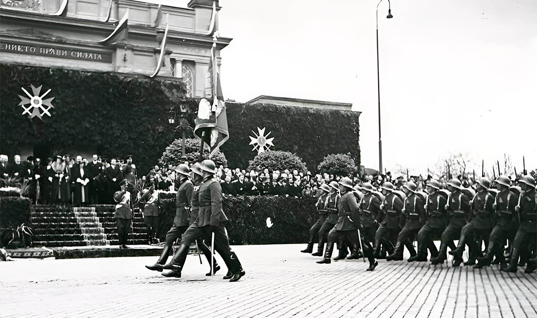 Военный парад в День святого Георгия в 1937 году