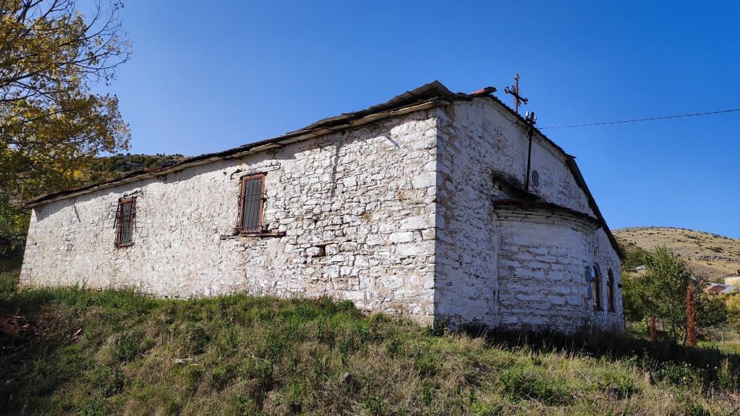Die Kirche im Dorf Wrabnik