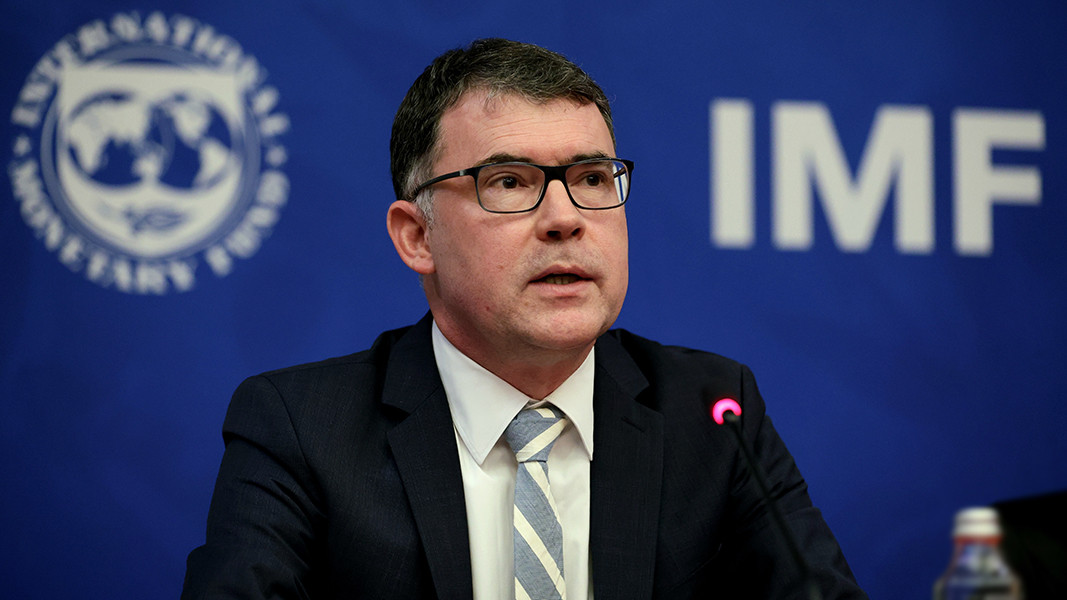 Ръководителят на мисията на МВФ в България Фабиан Борнхорст на пресконференция в София