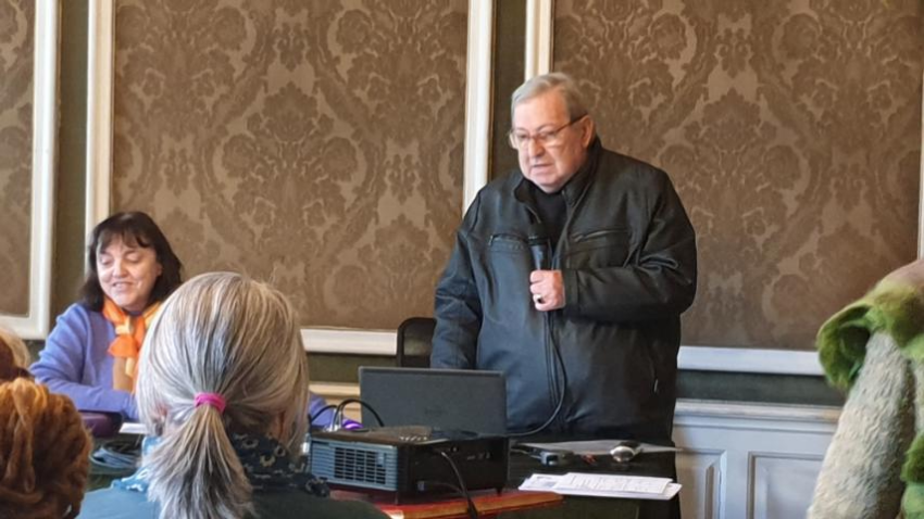 Prof. Ljubomir Mikow – über die Narren in Europa im Mittelalter  Prof. Wladimir Pentschew