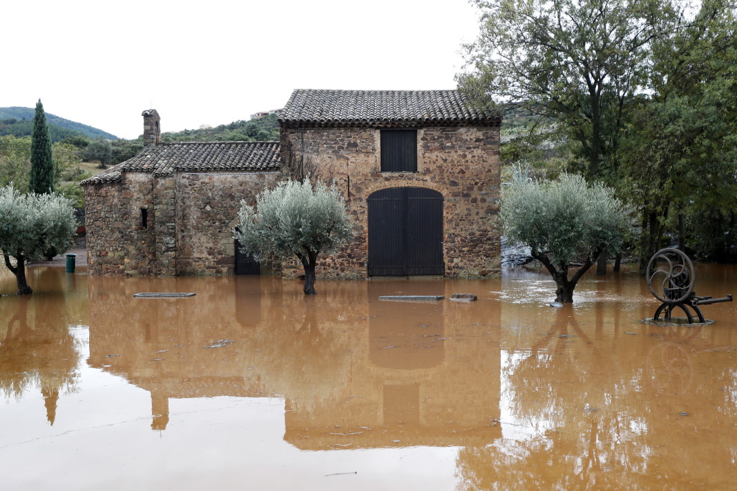 13 души са станали жертви на наводненията в Южна Франция,