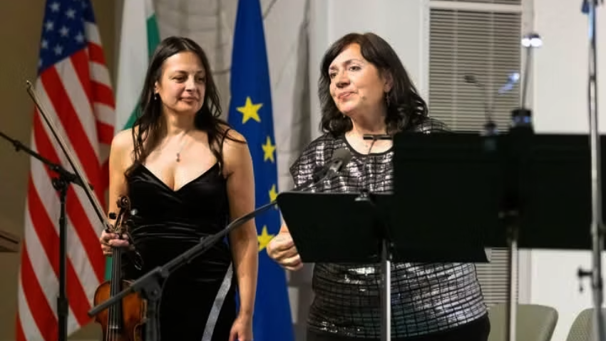 Благомира Липари и Пенка Кунева