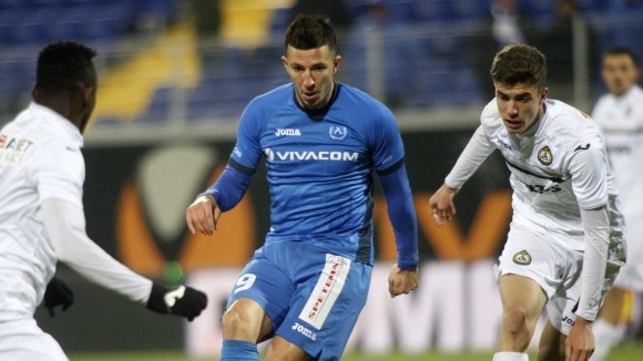 Преди седмица Илиян Мицански подписа договор с футболен клуб Славия