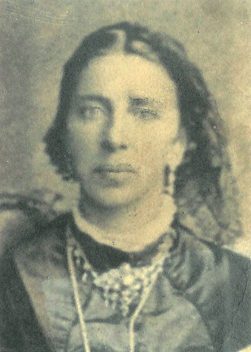 . Еленка- Ценко Тодорова - първа председателка на първото женско дружество.