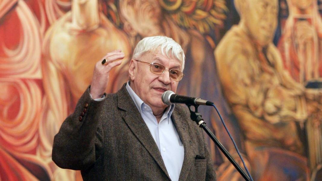 Андрей Пантев