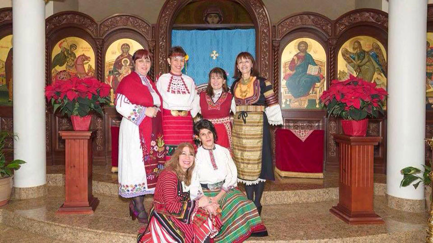 Χορωδία για Βουλγάρικα Παραδοσιακά Τραγούδια „Από την πηγή”