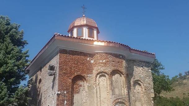В град Рила официално беше открит реставрираният храм Св. Архангел